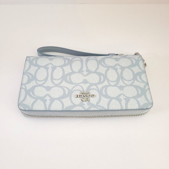 Coach CBO02 Long Zip Around Wallet Sketch Signature Canvas Wristlet Ice Blue - Picture 5 of 6